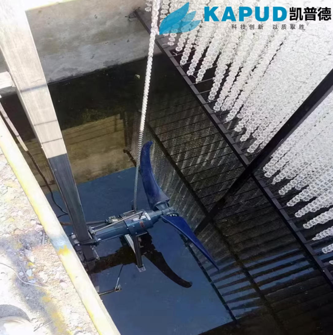 低速潜水推流器：稳定运行，为水体循环提供持久动力